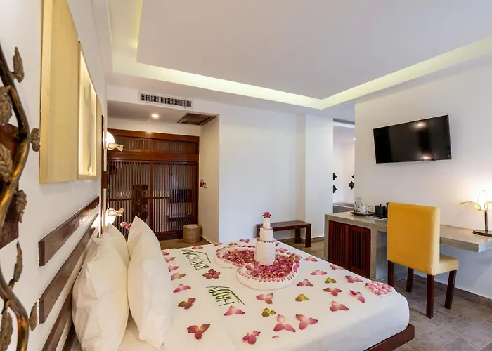 Angkor Breeze & Hotel