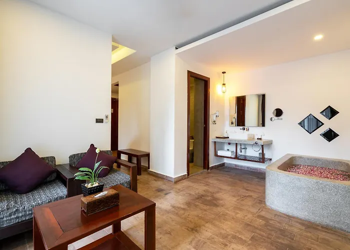 Angkor Breeze & 4*