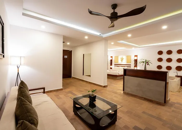 Hotel Angkor Breeze & 4*