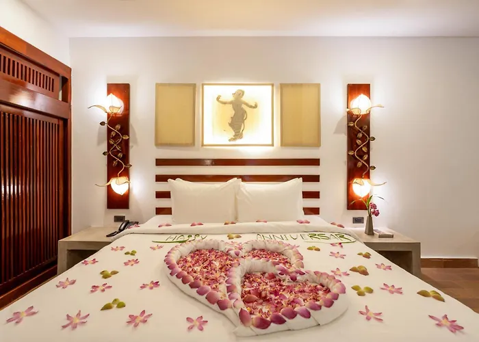 Angkor Breeze & 4*
