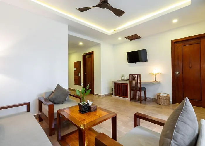 Angkor Breeze & Hotel