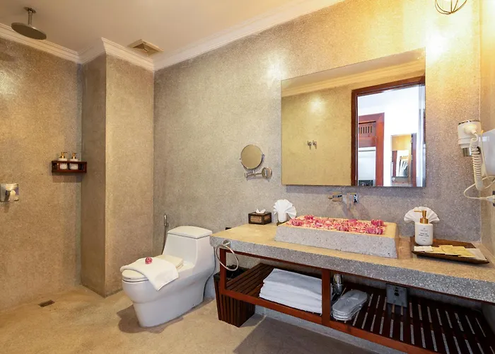 Hotel Angkor Breeze & 4*