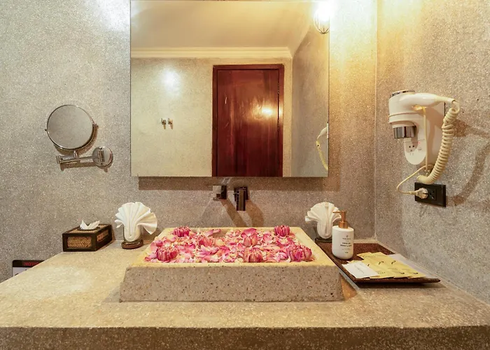Angkor Breeze & Hotel Siem Reap