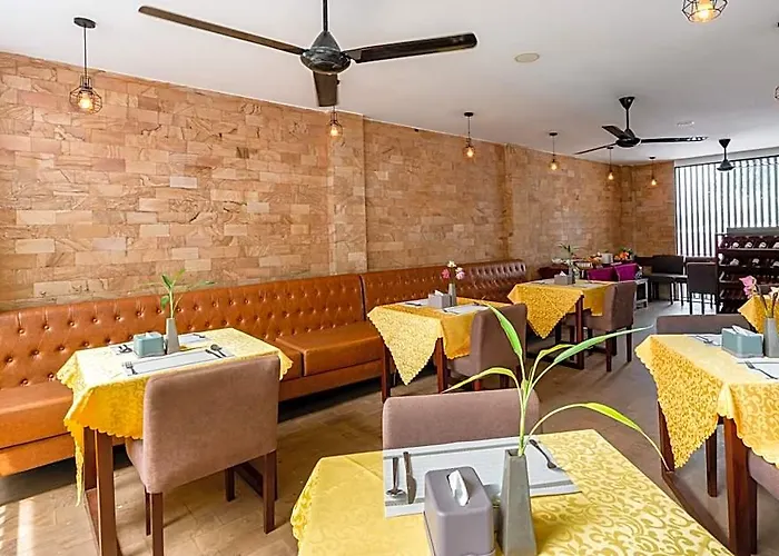 Angkor Breeze & 4*