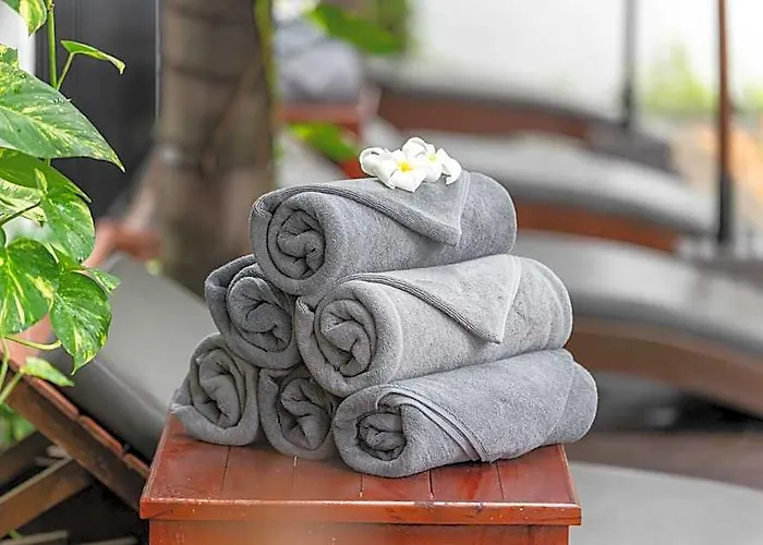 Angkor Breeze & 4*