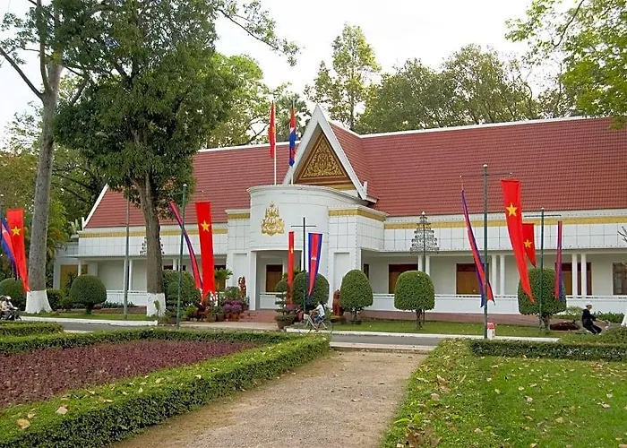 Hotel Angkor Breeze &