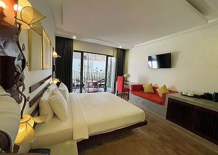 Angkor Breeze & 4*