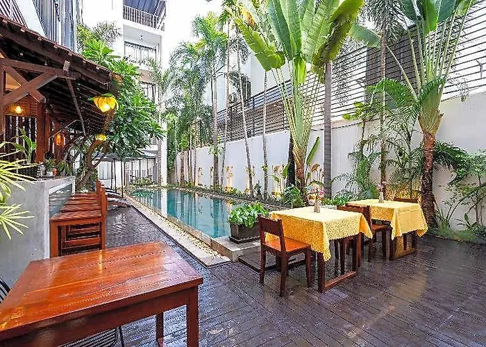 Angkor Breeze & 4*